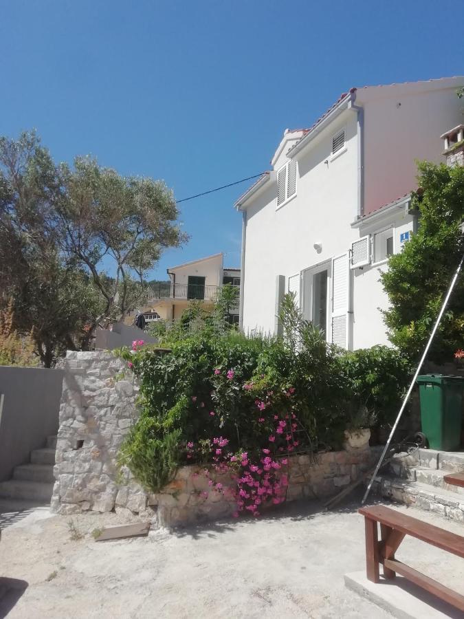 Donje Selo na Šolti Apartment Zalo מראה חיצוני תמונה