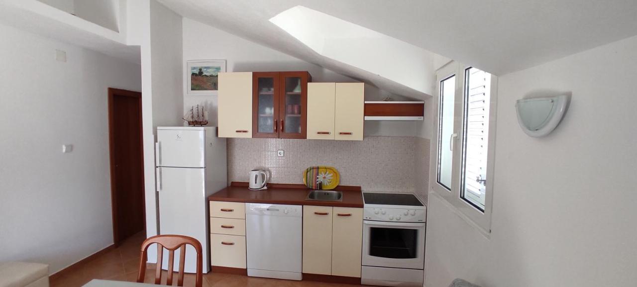 Donje Selo na Šolti Apartment Zalo מראה חיצוני תמונה