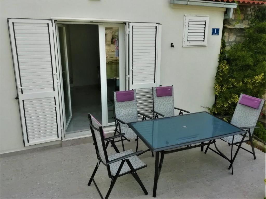 Donje Selo na Šolti Apartment Zalo מראה חיצוני תמונה
